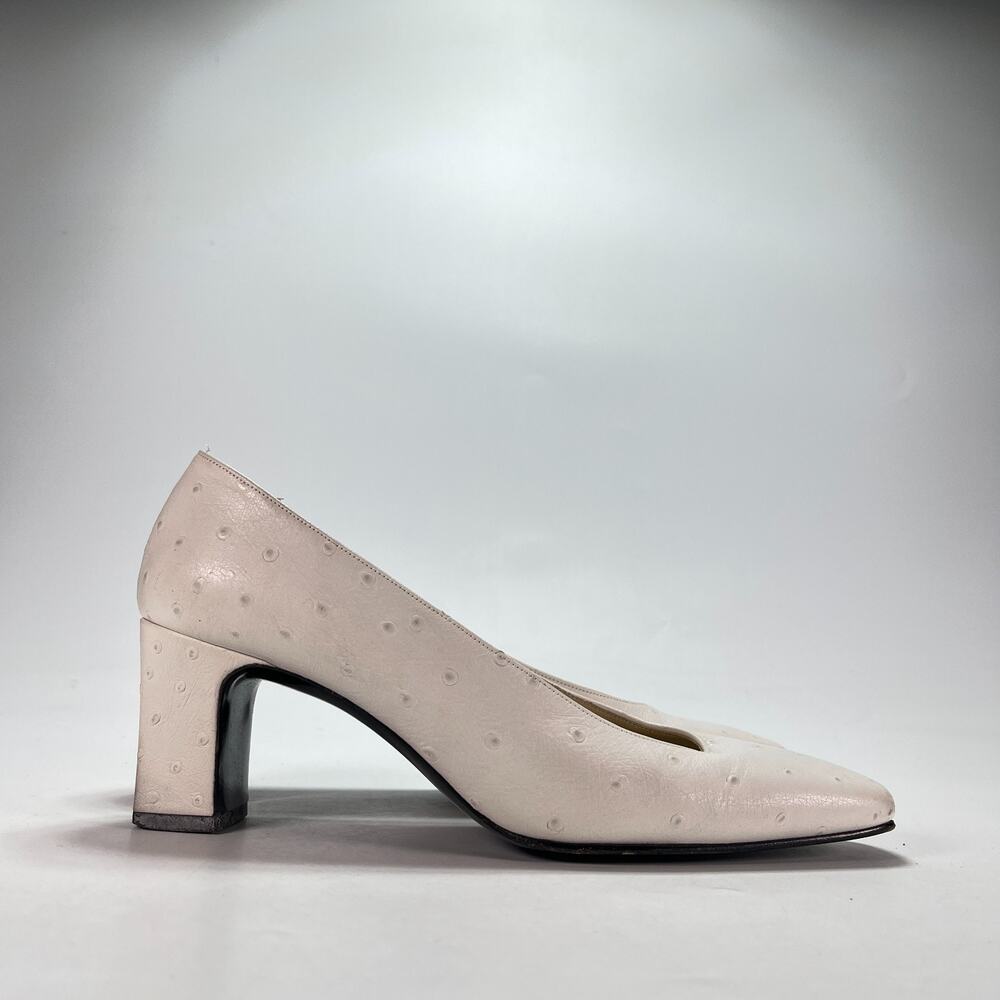 Charles Jourdan Paris Ivory Ostrich Leather Long Vamp Pumps Women's Size 7.5B